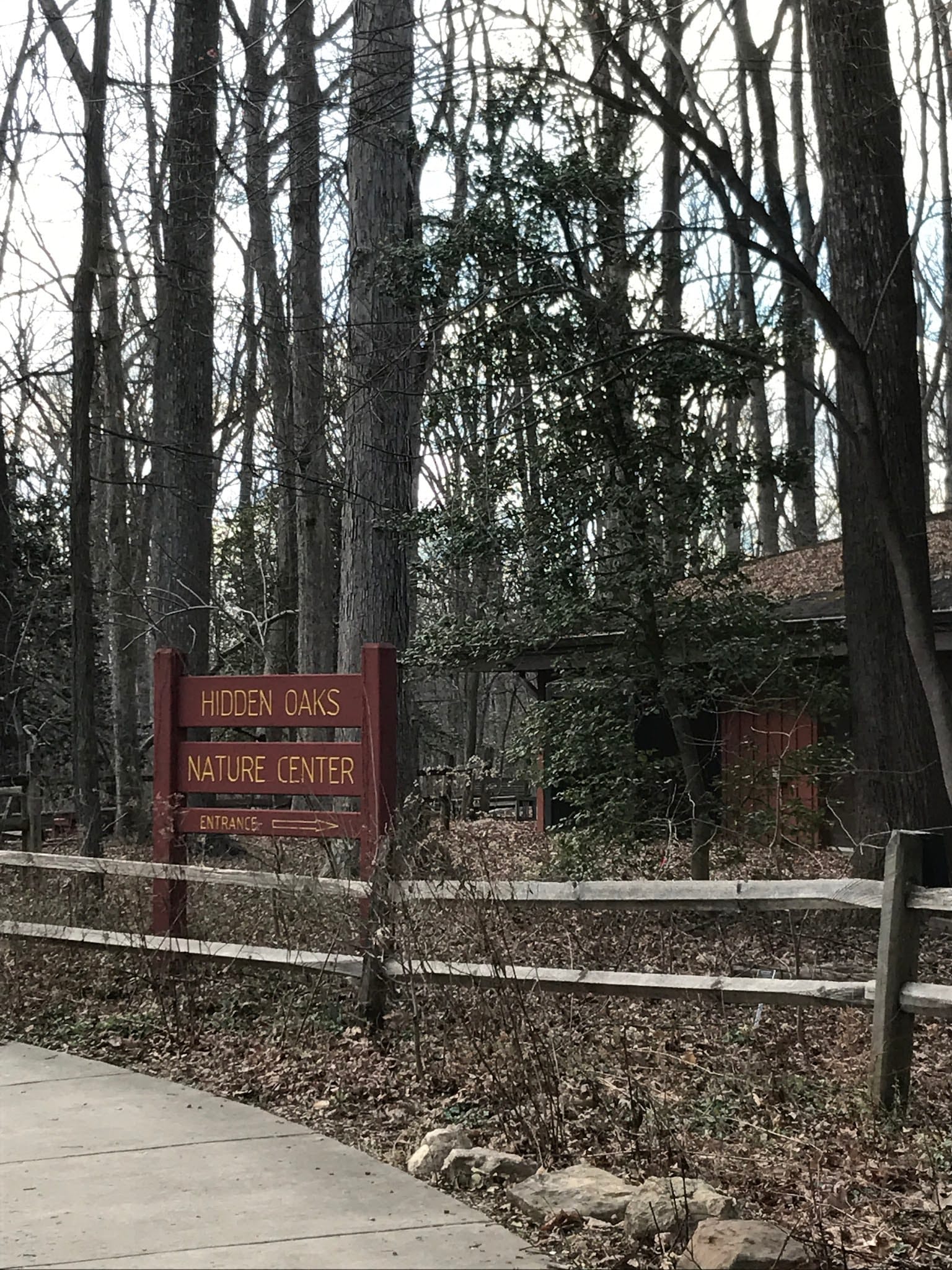 Hidden Oaks Nature Center