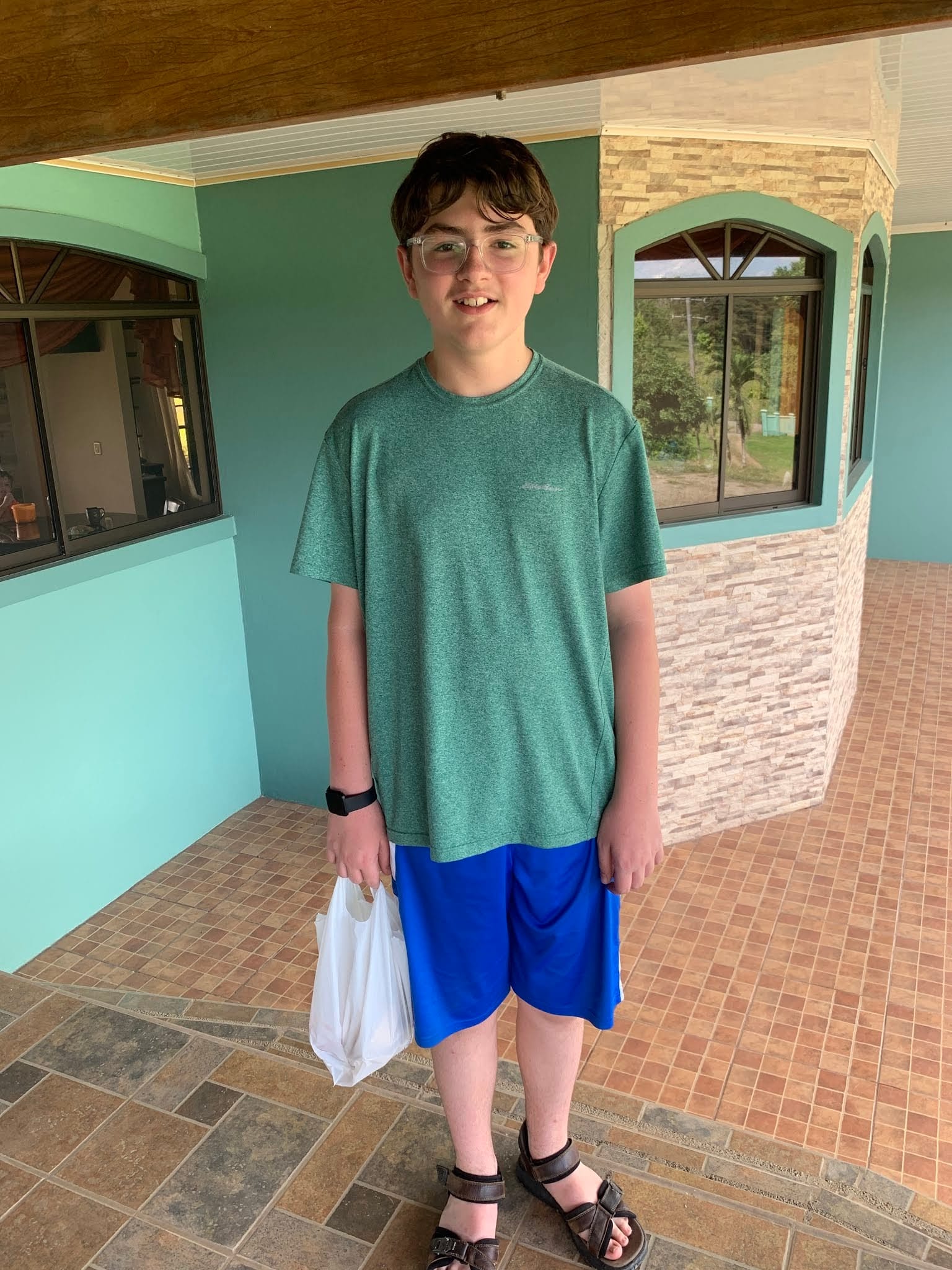 Carson at the Restaurant Alone