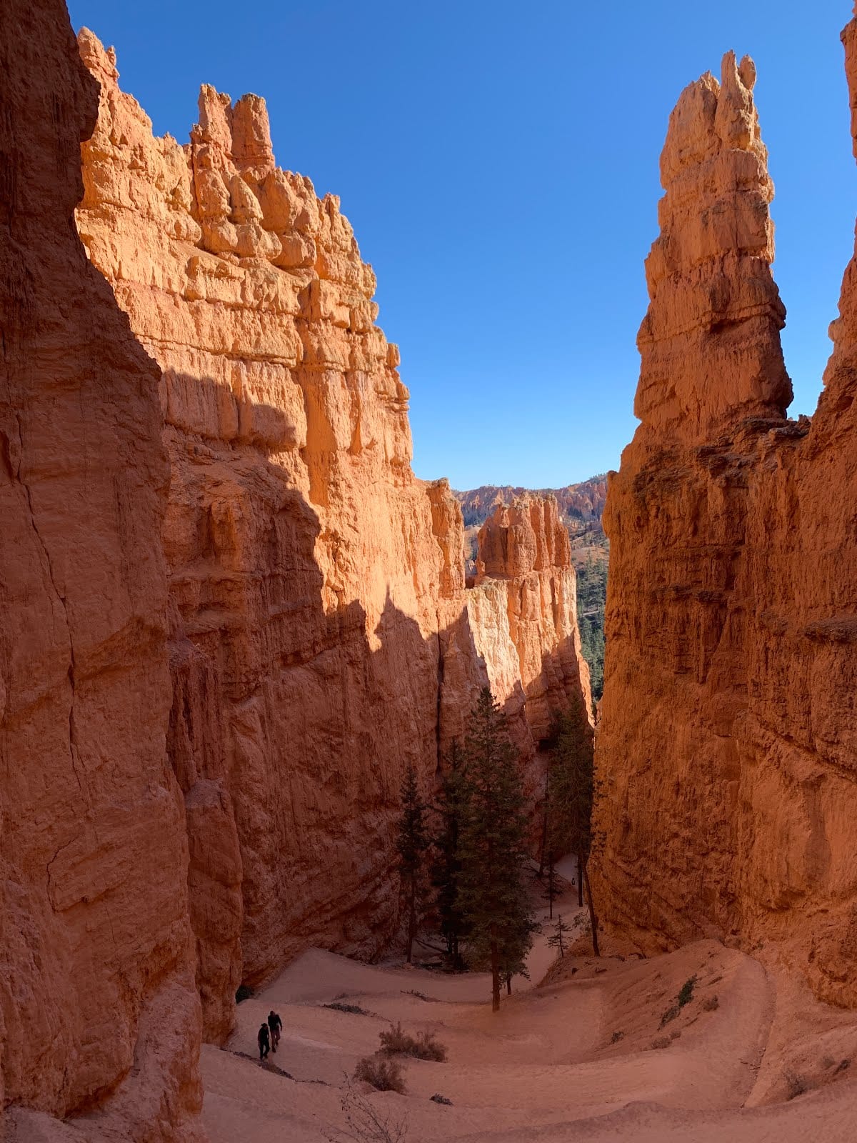 Bryce Canyon National Park - Navajo Loop Trail at Sunset Point