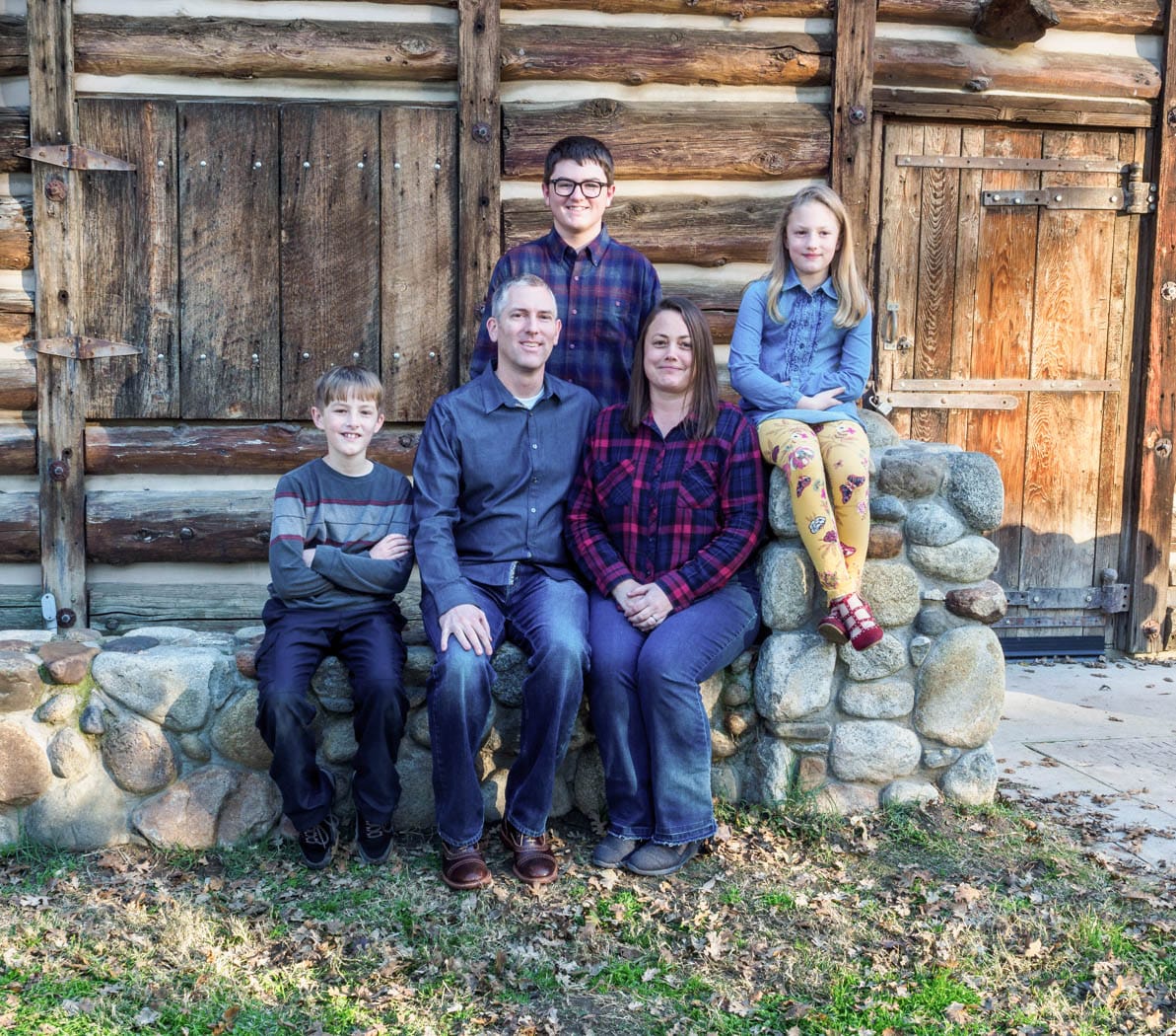 Family Pictures at Mooney Grove